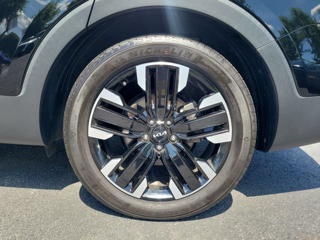 Certified 2024 Kia Telluride SX Prestige w/ Towing Package AWD/4WD image 8