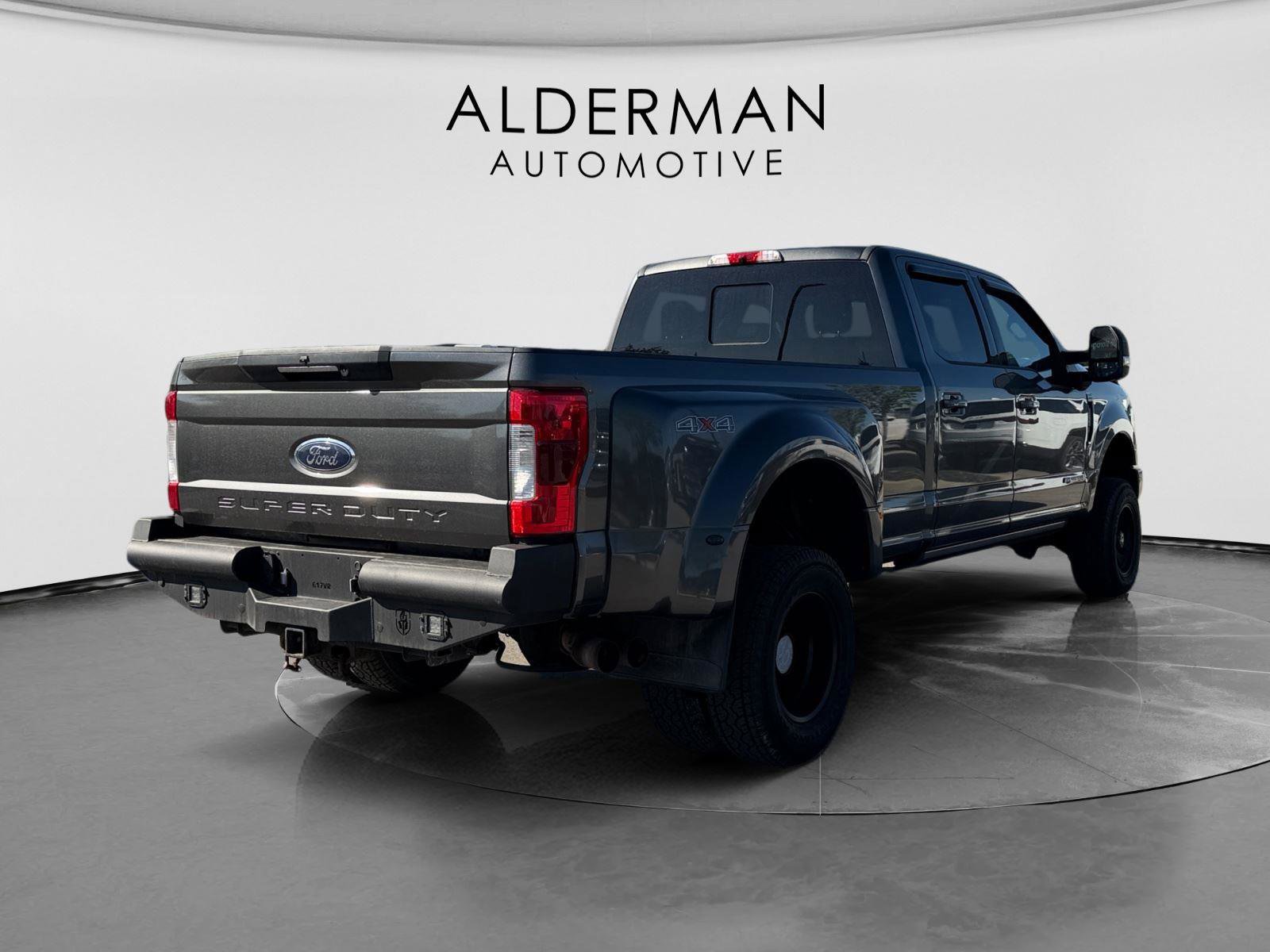 Used 2019 Ford F350 Lariat w/ Lariat Ultimate Package image 5