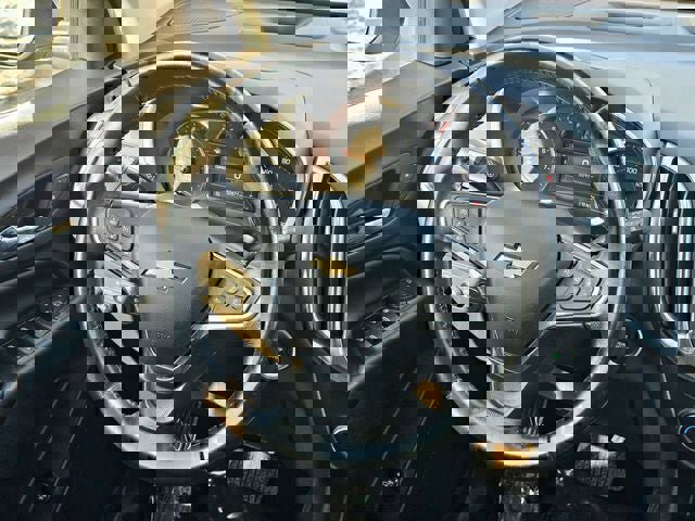 Used 2021 Chevrolet Equinox LT image 40