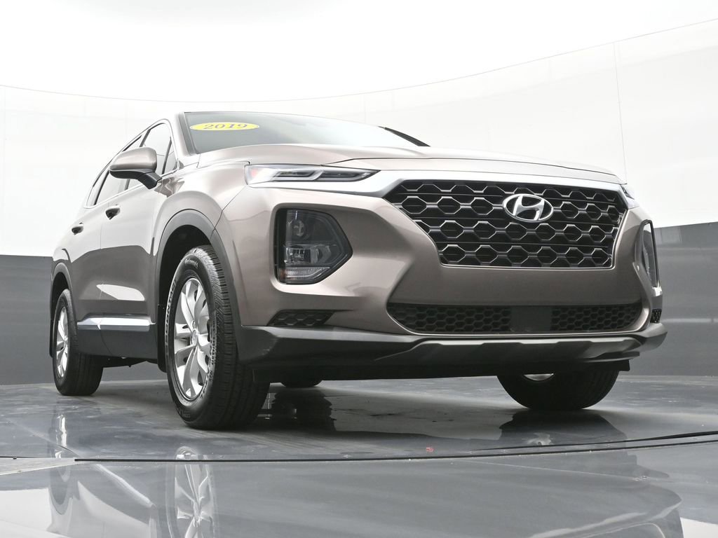 Used 2019 Hyundai Santa Fe SE FWD image 43