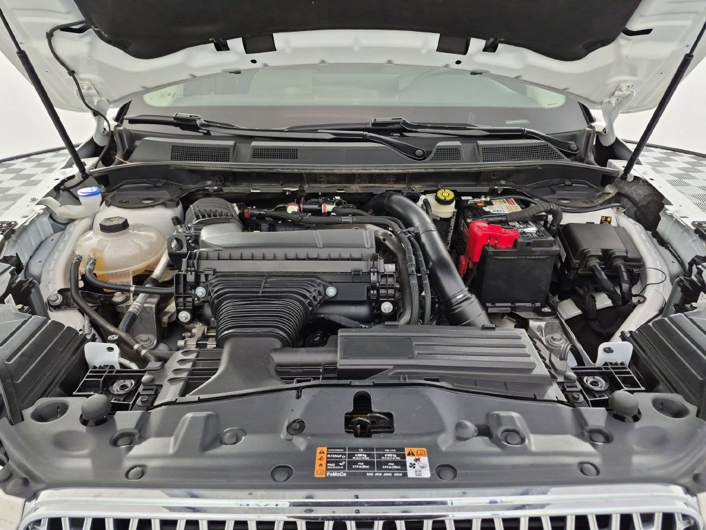 Used 2025 Lincoln Corsair FWD image 37
