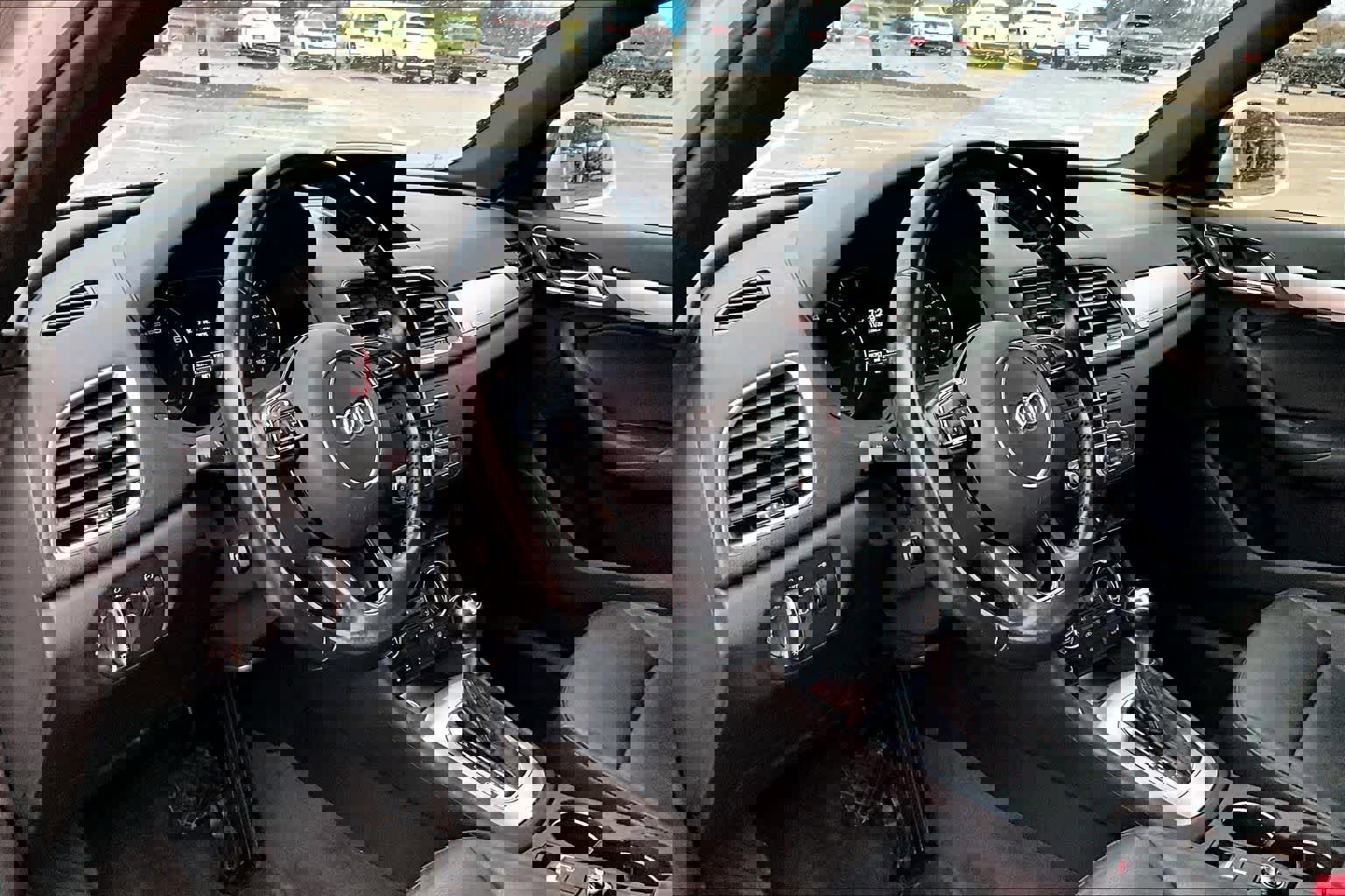 Used 2017 Audi Q3 2.0T Premium Plus w/ Premium Plus Package image 15