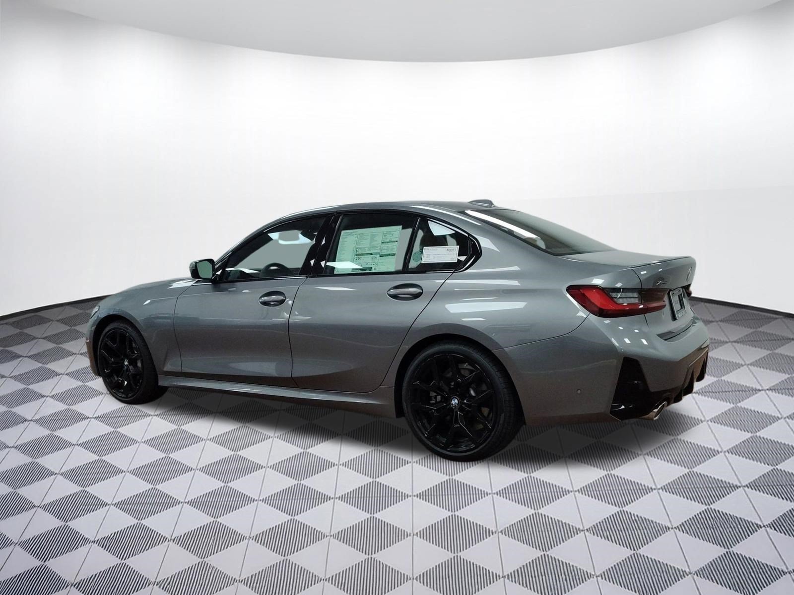 Used 2026 BMW 330i xDrive Sedan w/ M Sport Package AWD/4WD image 3