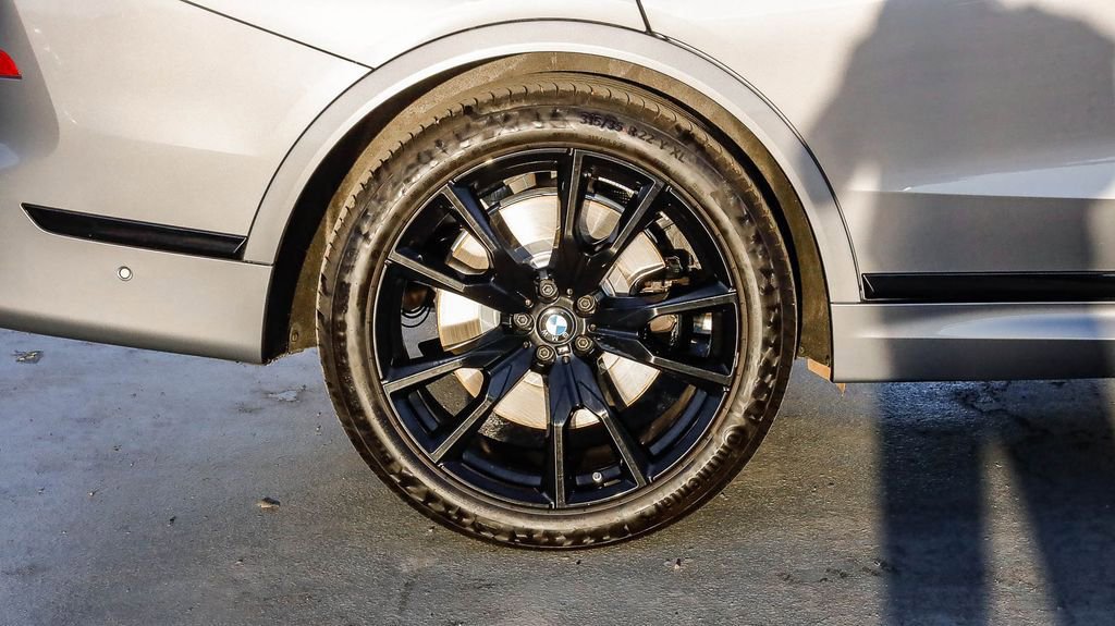 Used 2026 BMW X7 M60i AWD/4WD image 12