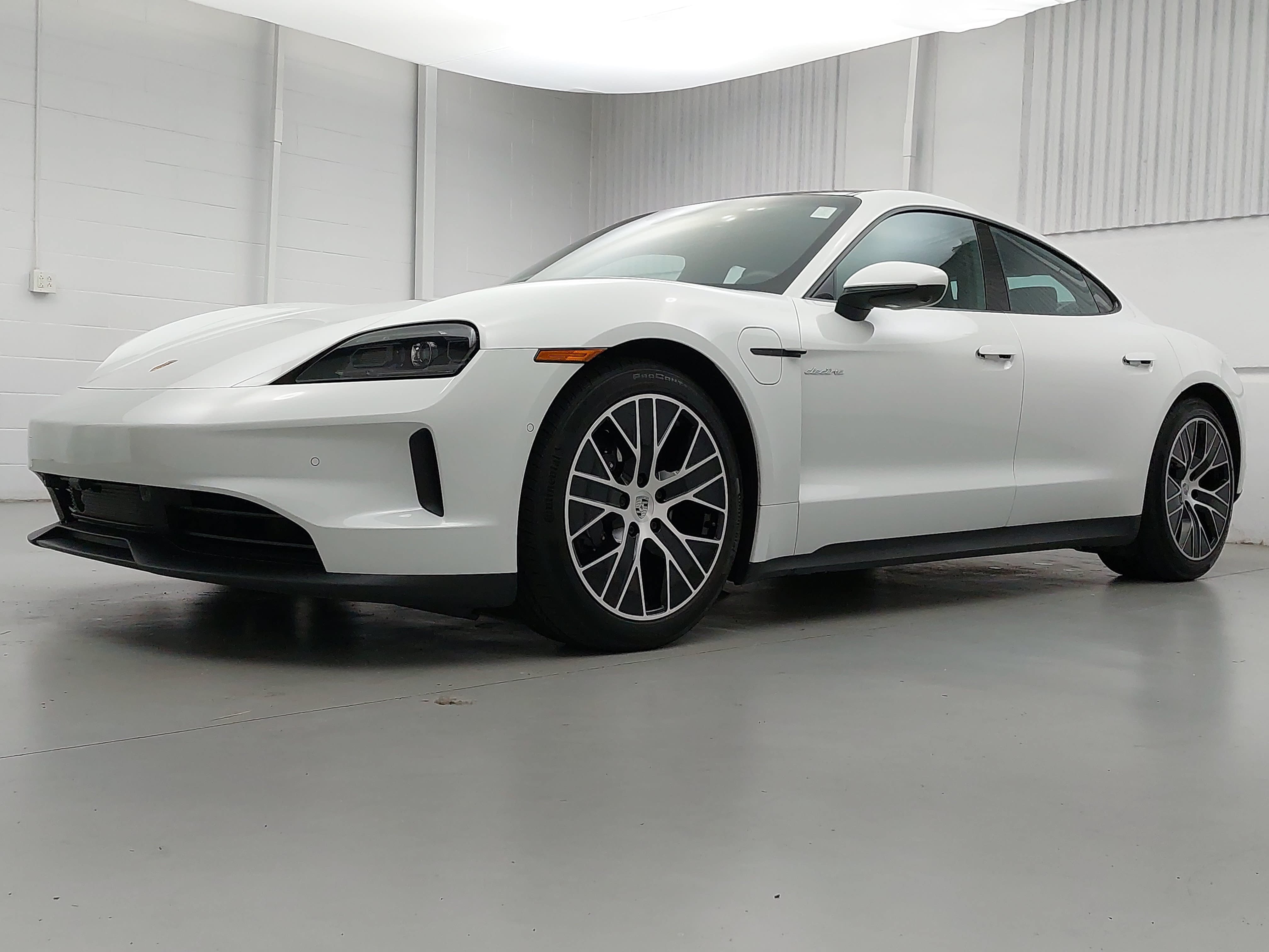 Certified 2025 Porsche Taycan RWD image 1
