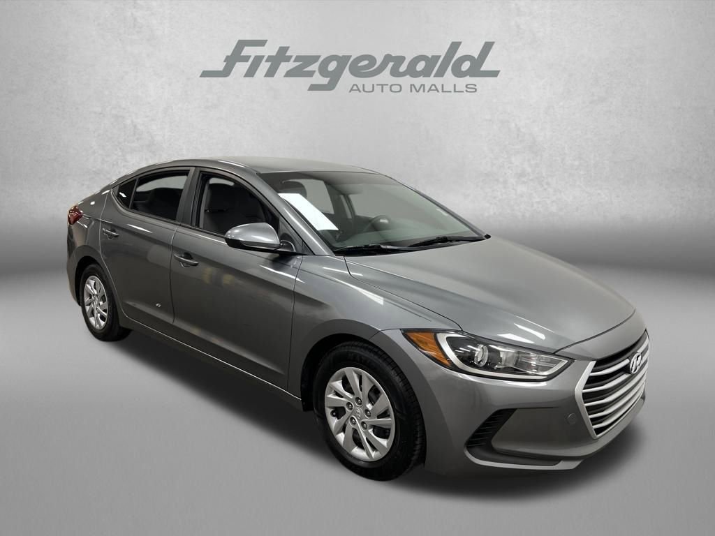 Used 2017 Hyundai Elantra SE image 10