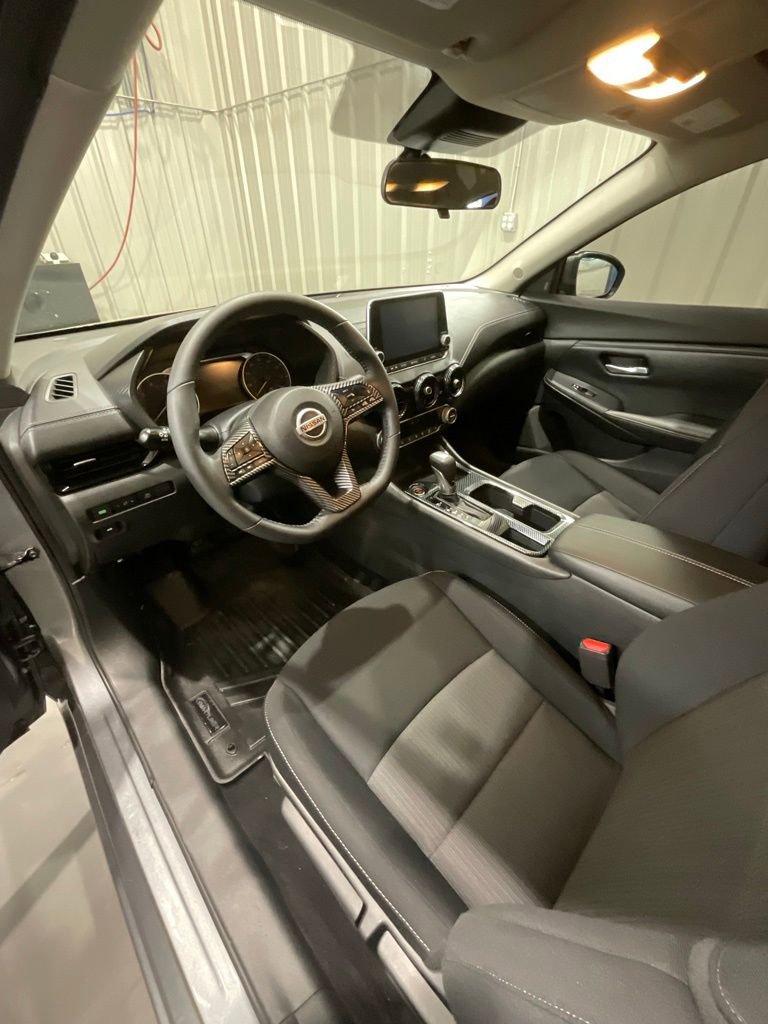Used 2023 Nissan Sentra SV w/ All-Weather Package image 9