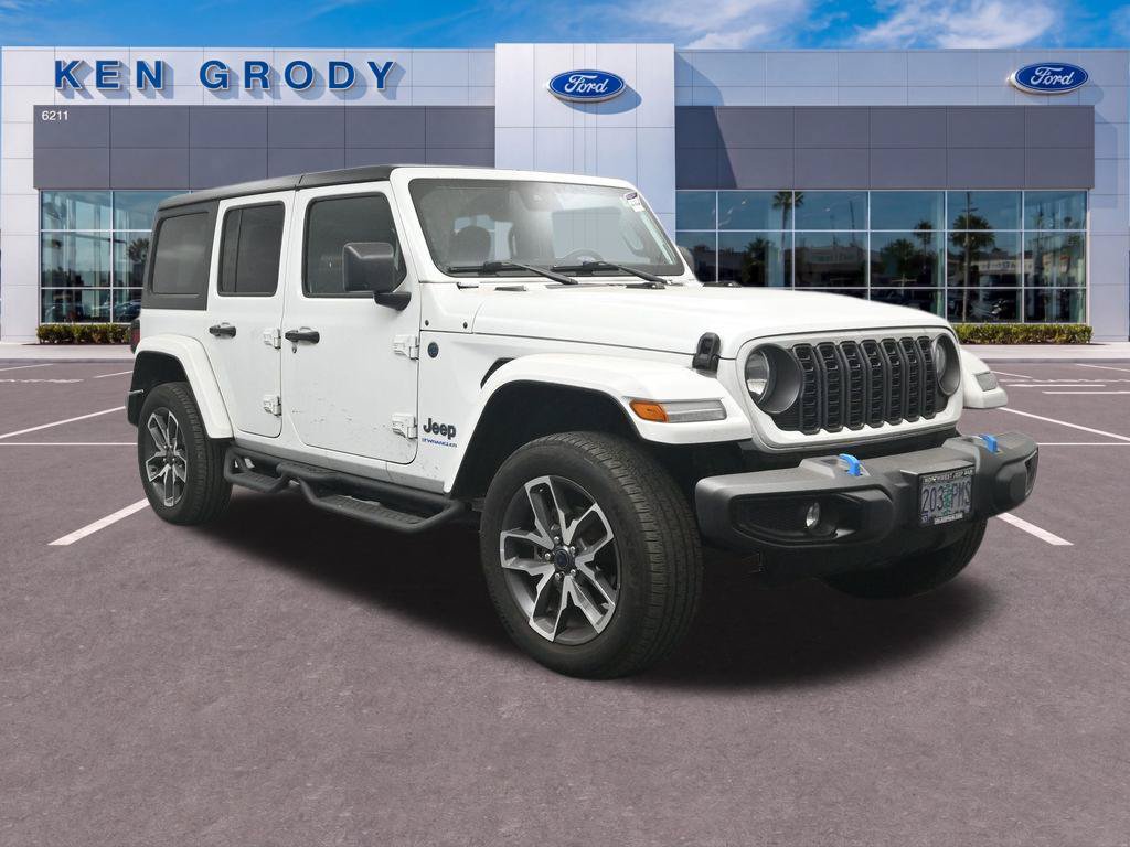 Used 2024 Jeep Wrangler Unlimited AWD/4WD image 21