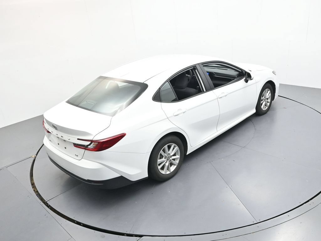 Used 2025 Toyota Camry LE FWD image 27
