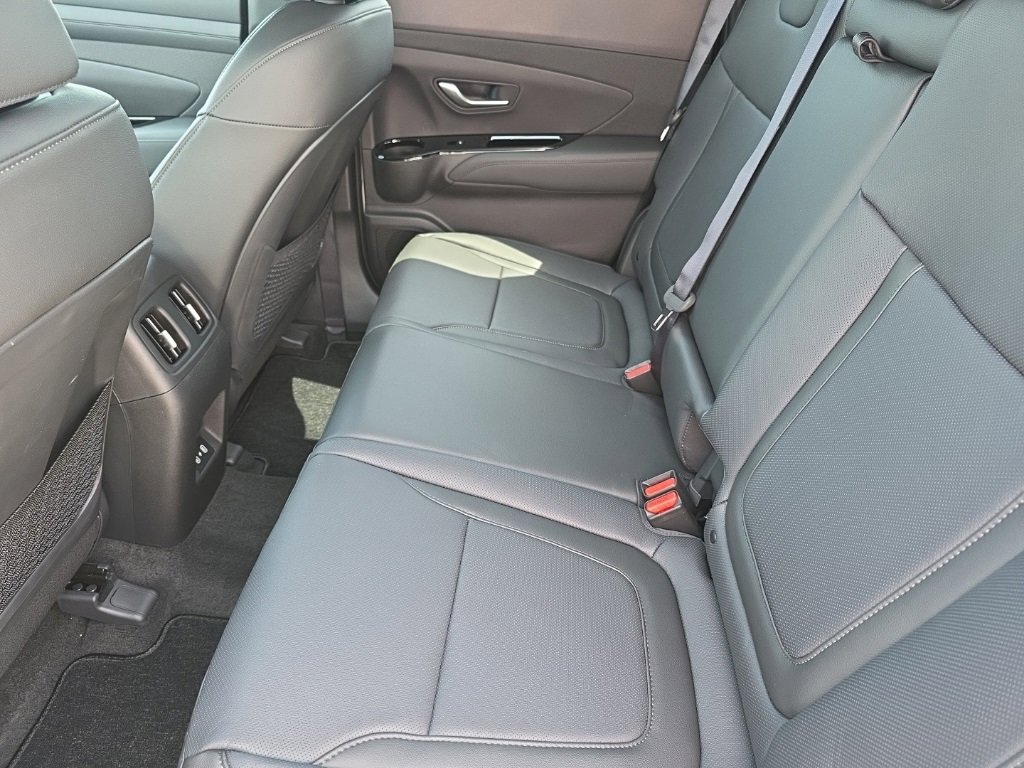 New 2025 Hyundai Santa Cruz Limited image 13