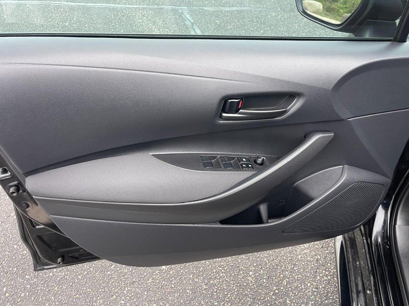 Used 2026 Toyota Corolla LE FWD image 14