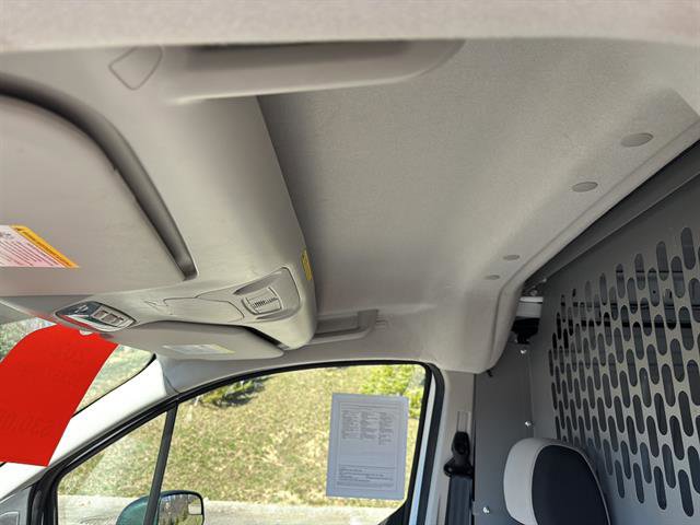 Used 2023 Ford Transit Connect XLT image 15