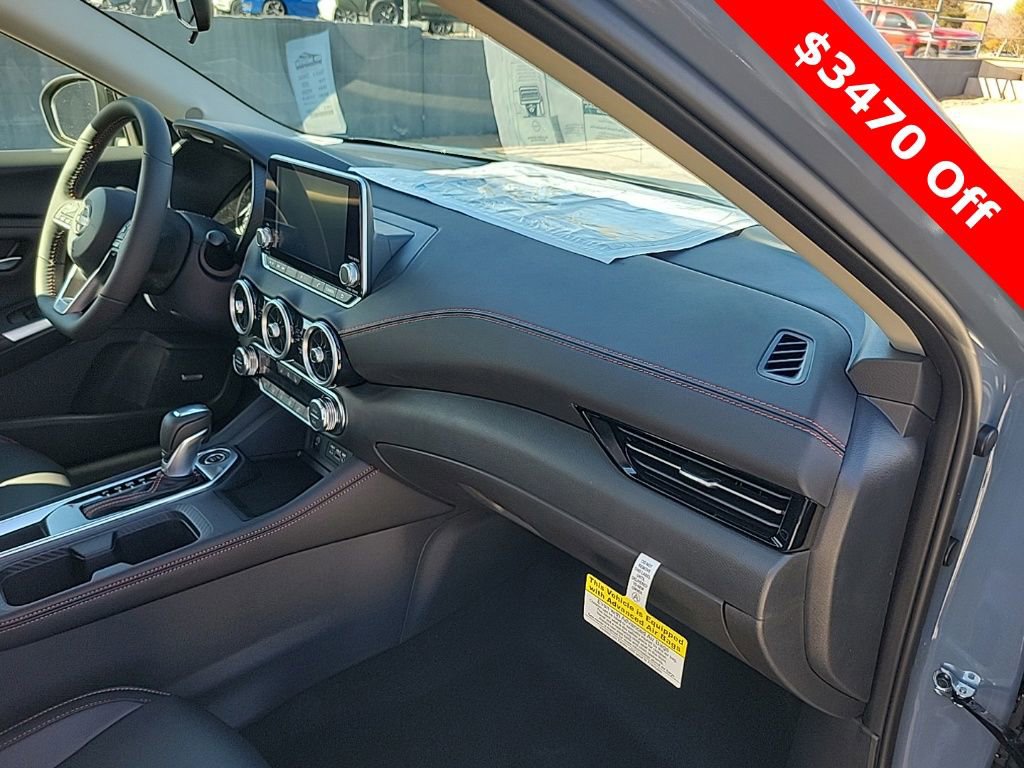 New 2025 Nissan Sentra SR w/ SR Premium Package image 38