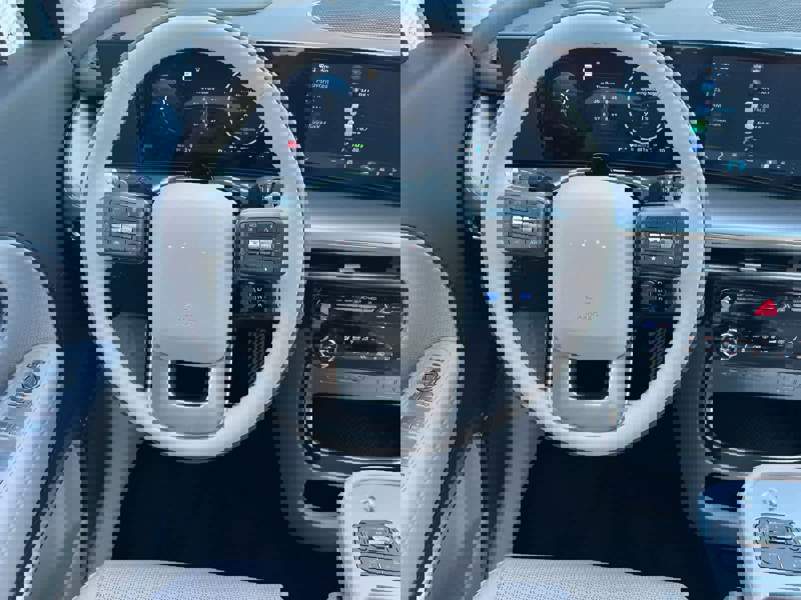 New 2026 Hyundai Ioniq 9 Calligraphy image 14