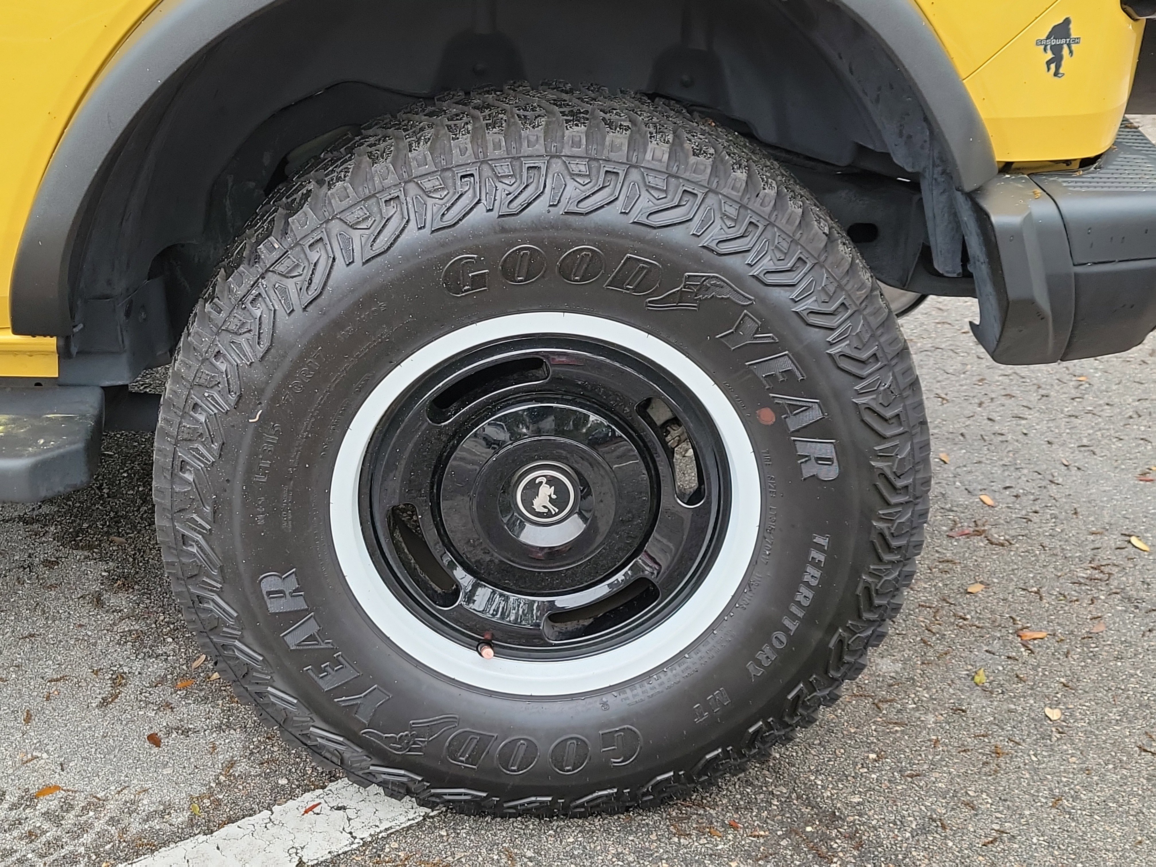 Used 2024 Ford Bronco Heritage Edition image 7