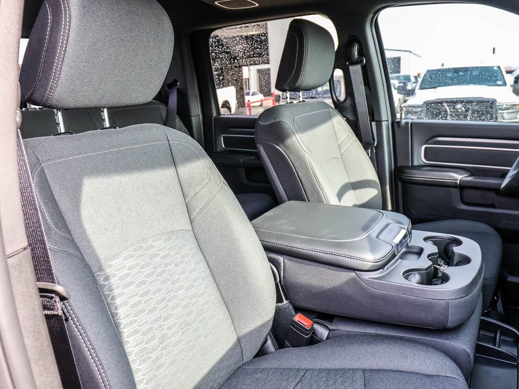 New 2026 RAM 5500 4x4 Crew Cab image 18