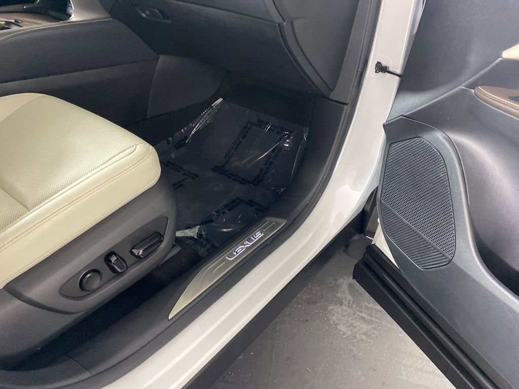 Certified 2024 Lexus RX 350 Premium w/ Convenience Package image 32
