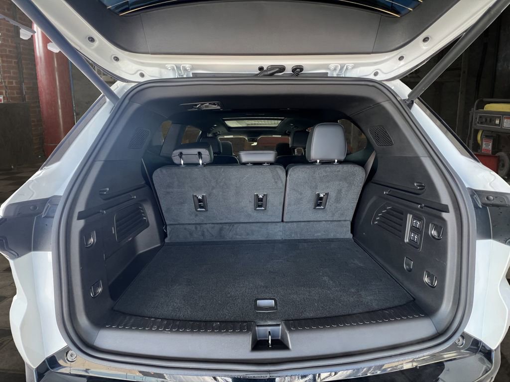 Certified 2026 Buick Enclave Sport Touring w/ Super Cruise Package image 26