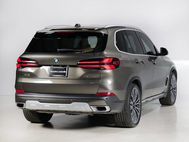 Used 2024 BMW X5 xDrive40i w/ Premium Package AWD/4WD image 9