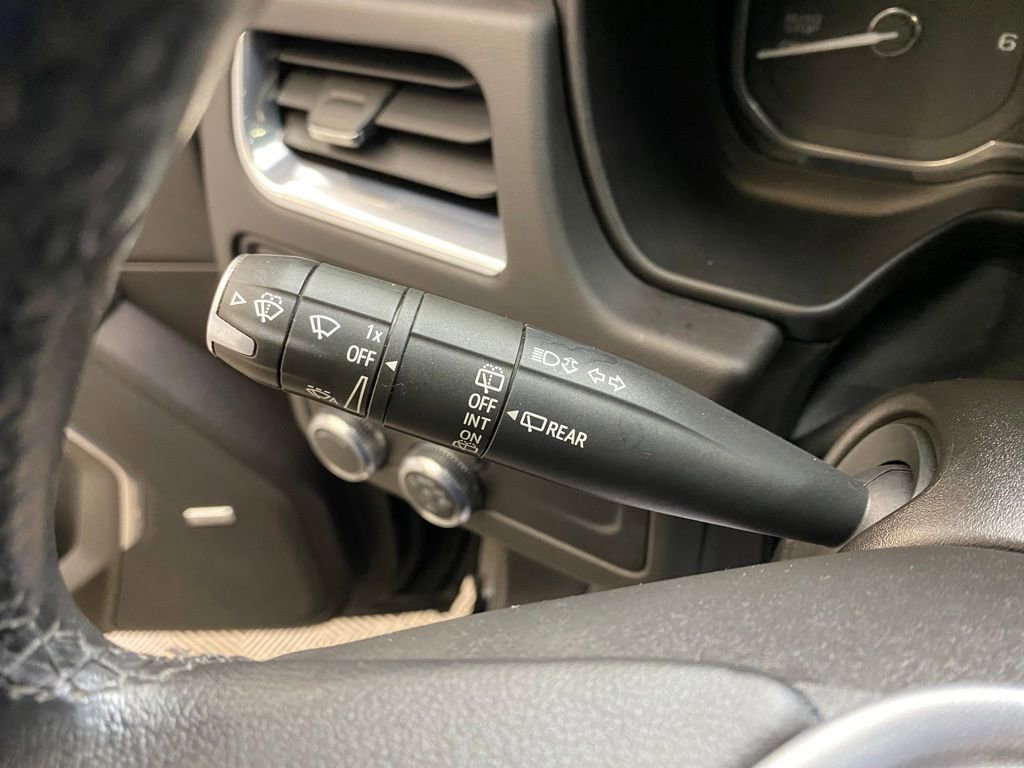 Used 2021 GMC Yukon SLT image 25