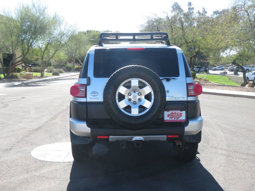 Used 2007 Toyota FJ Cruiser 4WD image 12