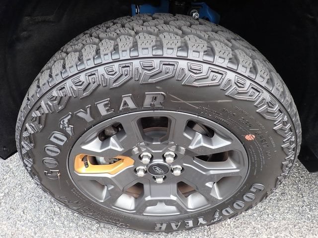 Used 2025 Ford Maverick Tremor AWD/4WD image 14
