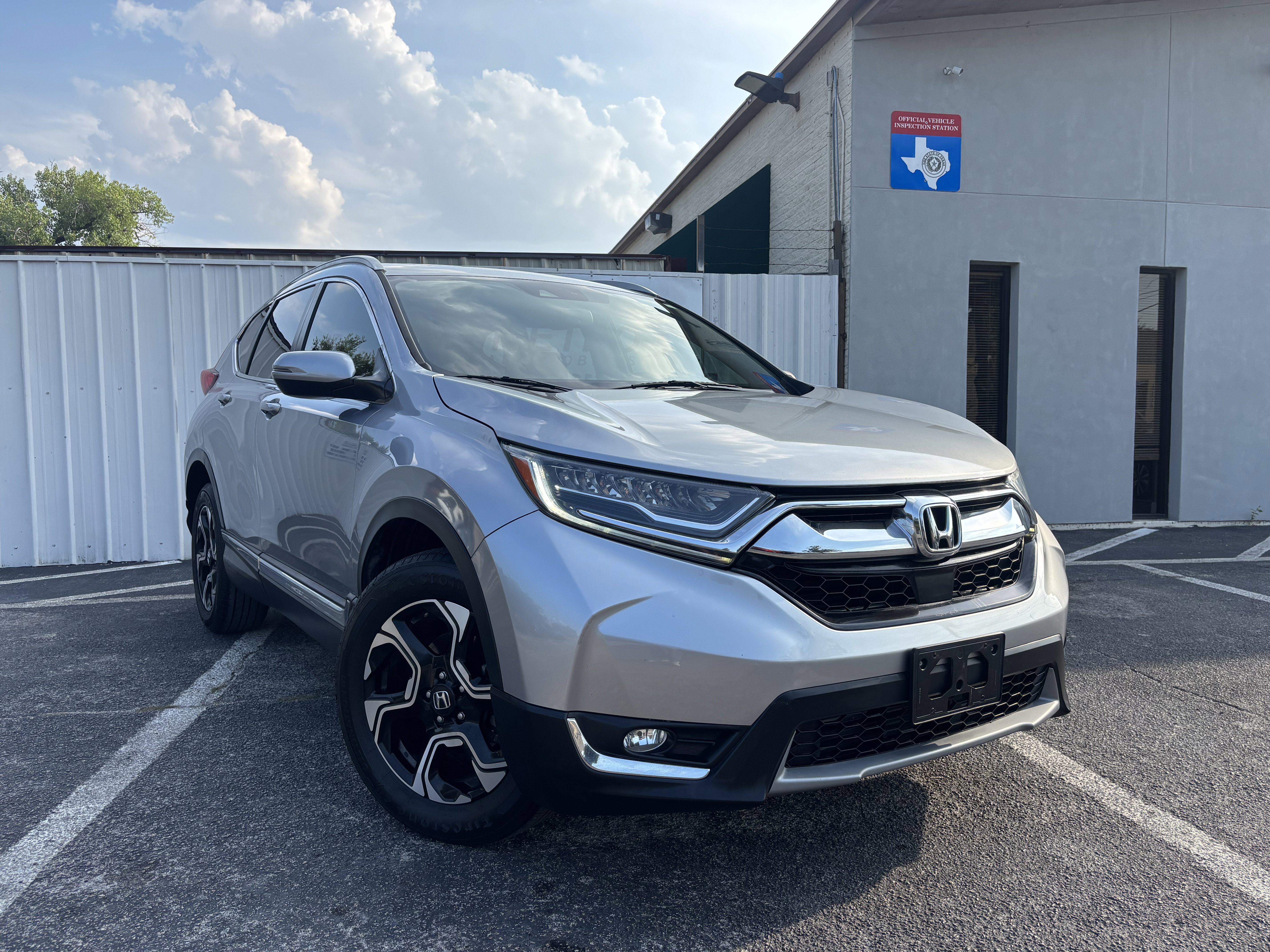 Used 2018 Honda CR-V Touring image 8