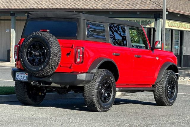 Used 2022 Ford Bronco Wildtrak image 3