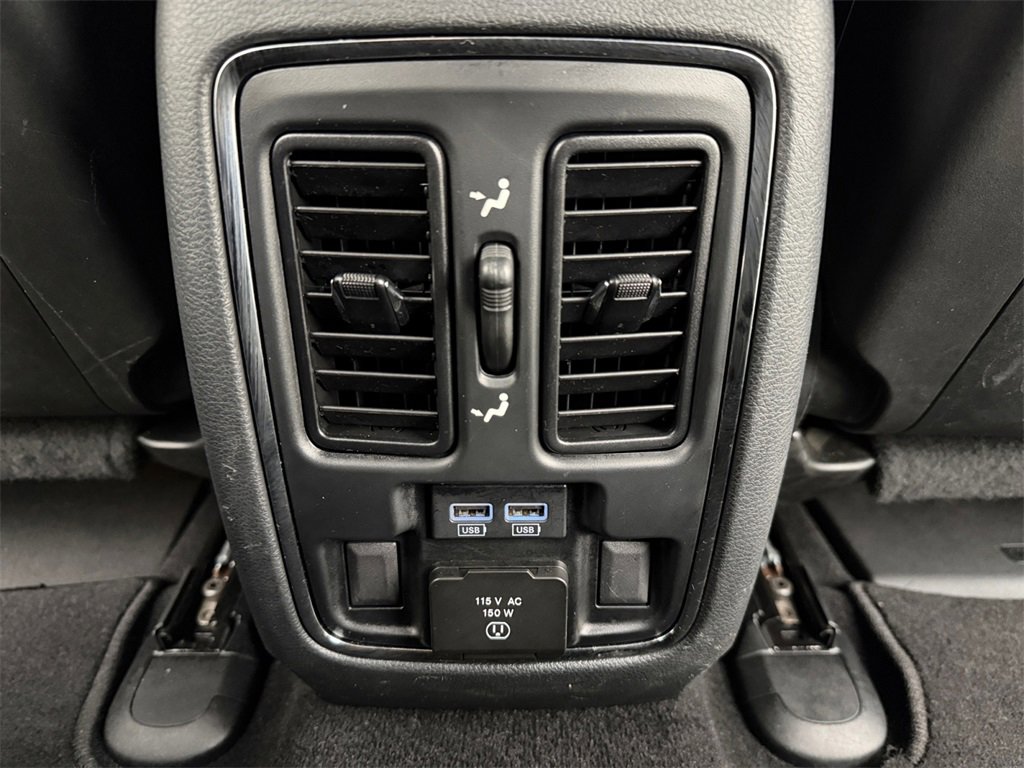 Used 2019 Jeep Grand Cherokee Limited image 31