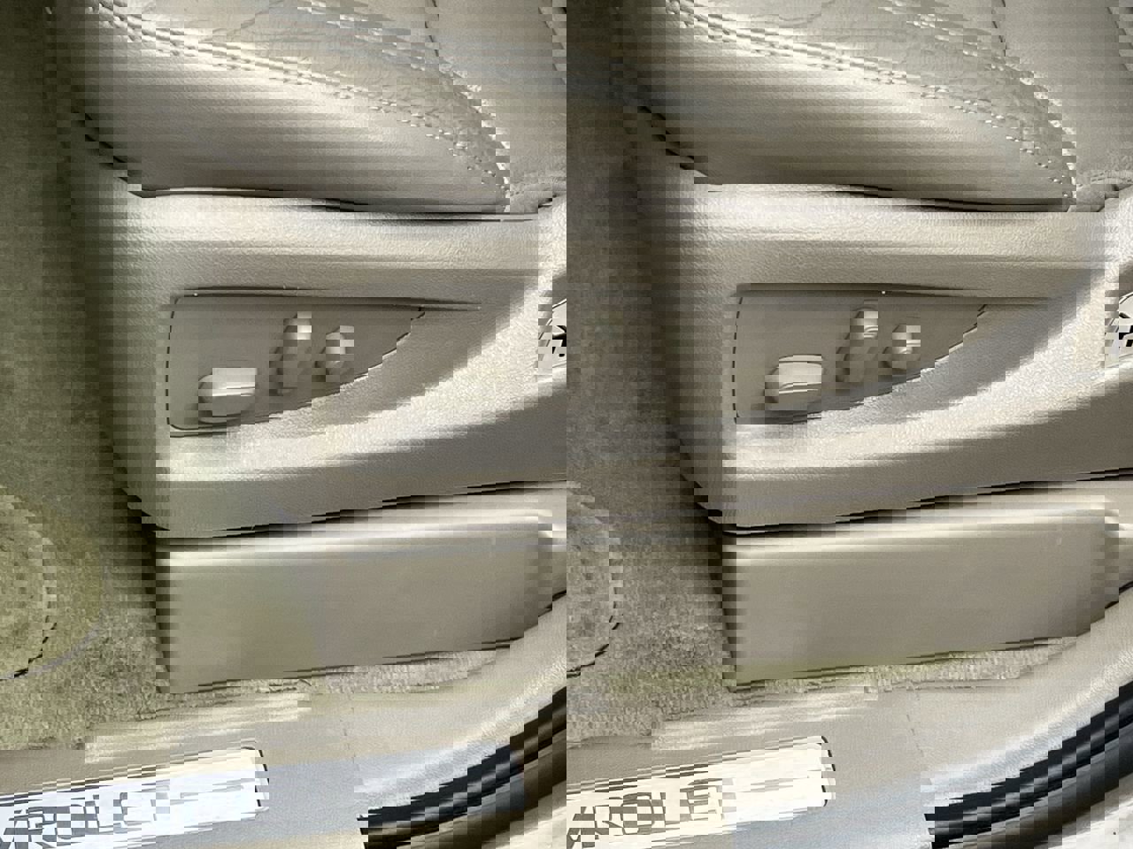 Used 2015 Chevrolet Tahoe LTZ AWD/4WD image 12