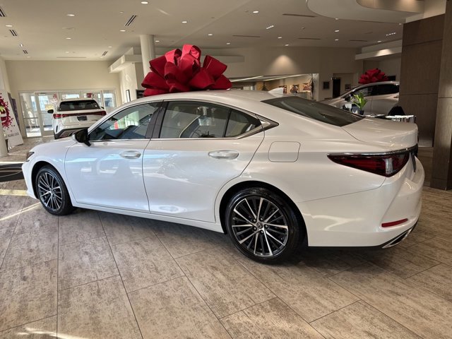 New 2025 Lexus ES 350 w/ Premium Package image 5