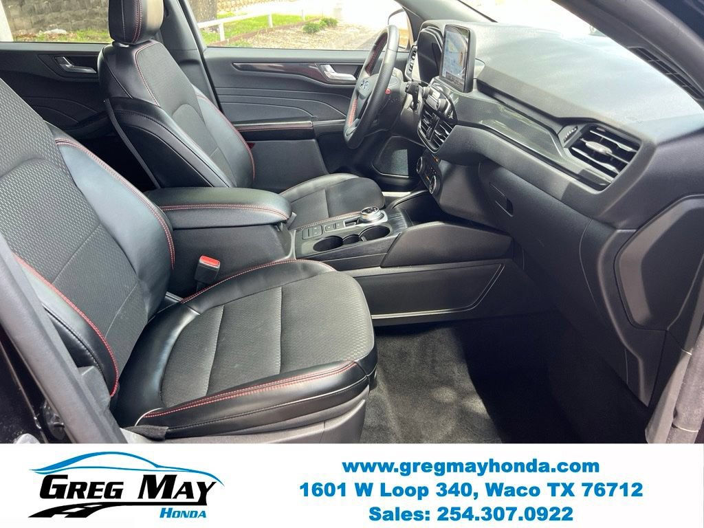 Used 2025 Ford Escape ST-Line Select AWD/4WD image 12