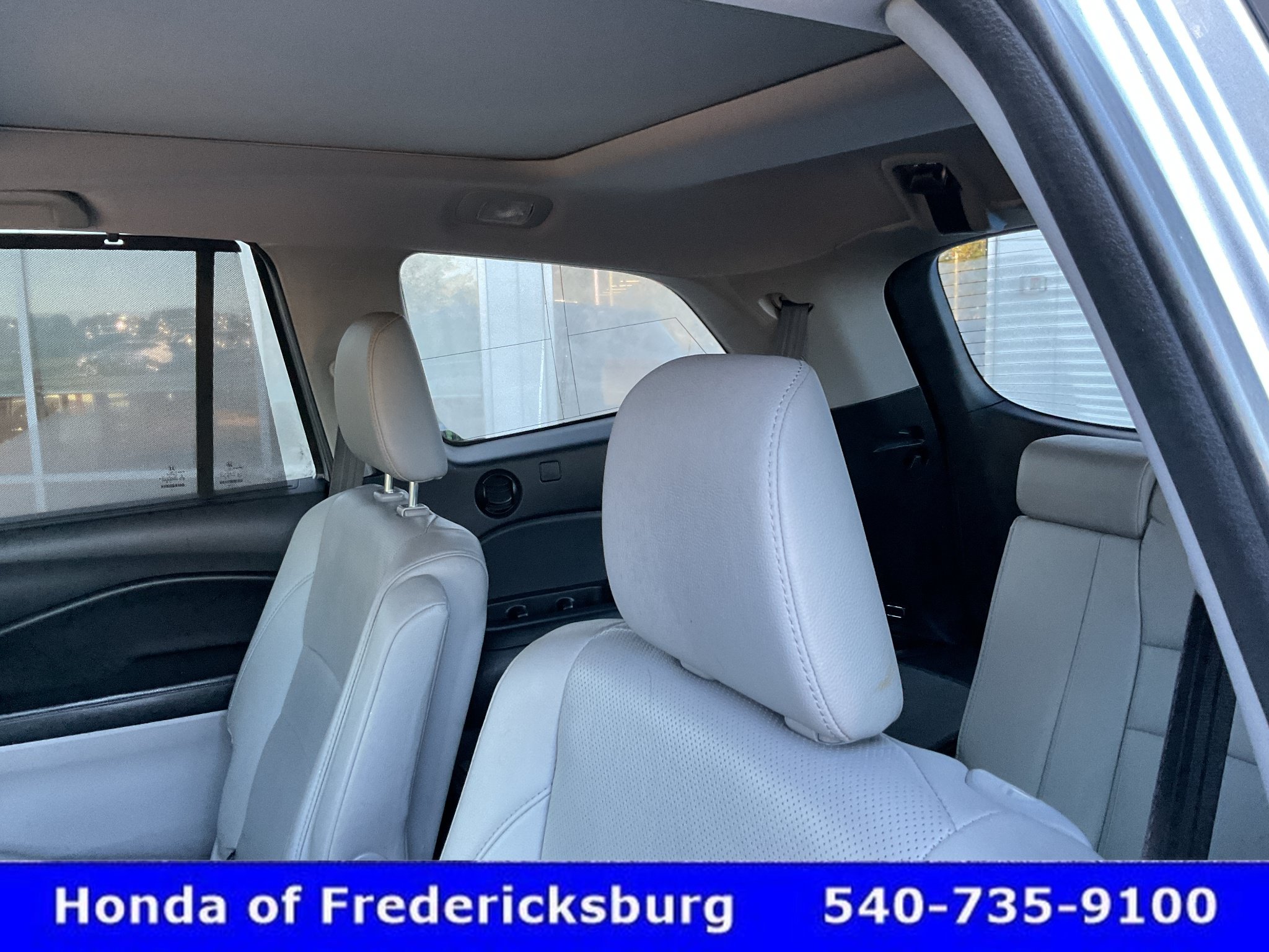 Certified 2017 Honda Pilot Elite image 27