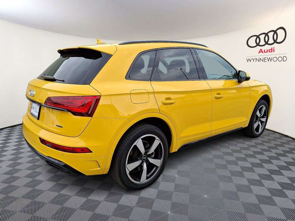 Used 2023 Audi Q5 2.0T Premium Plus w/ Premium Plus Package AWD/4WD image 6