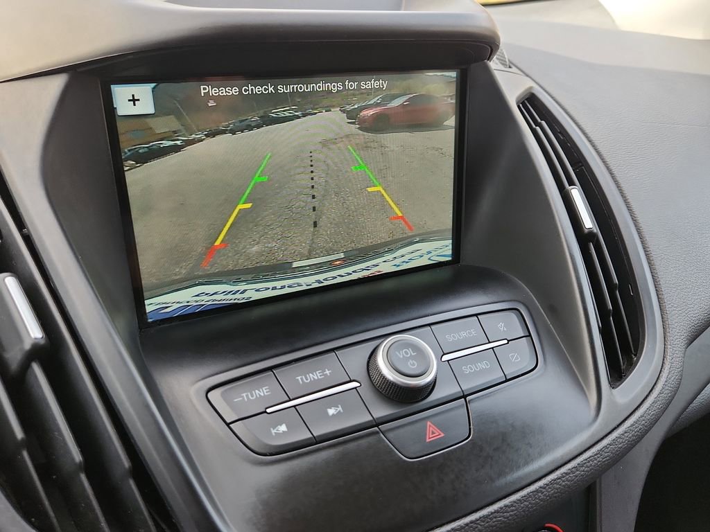 Used 2019 Ford Escape SE image 27