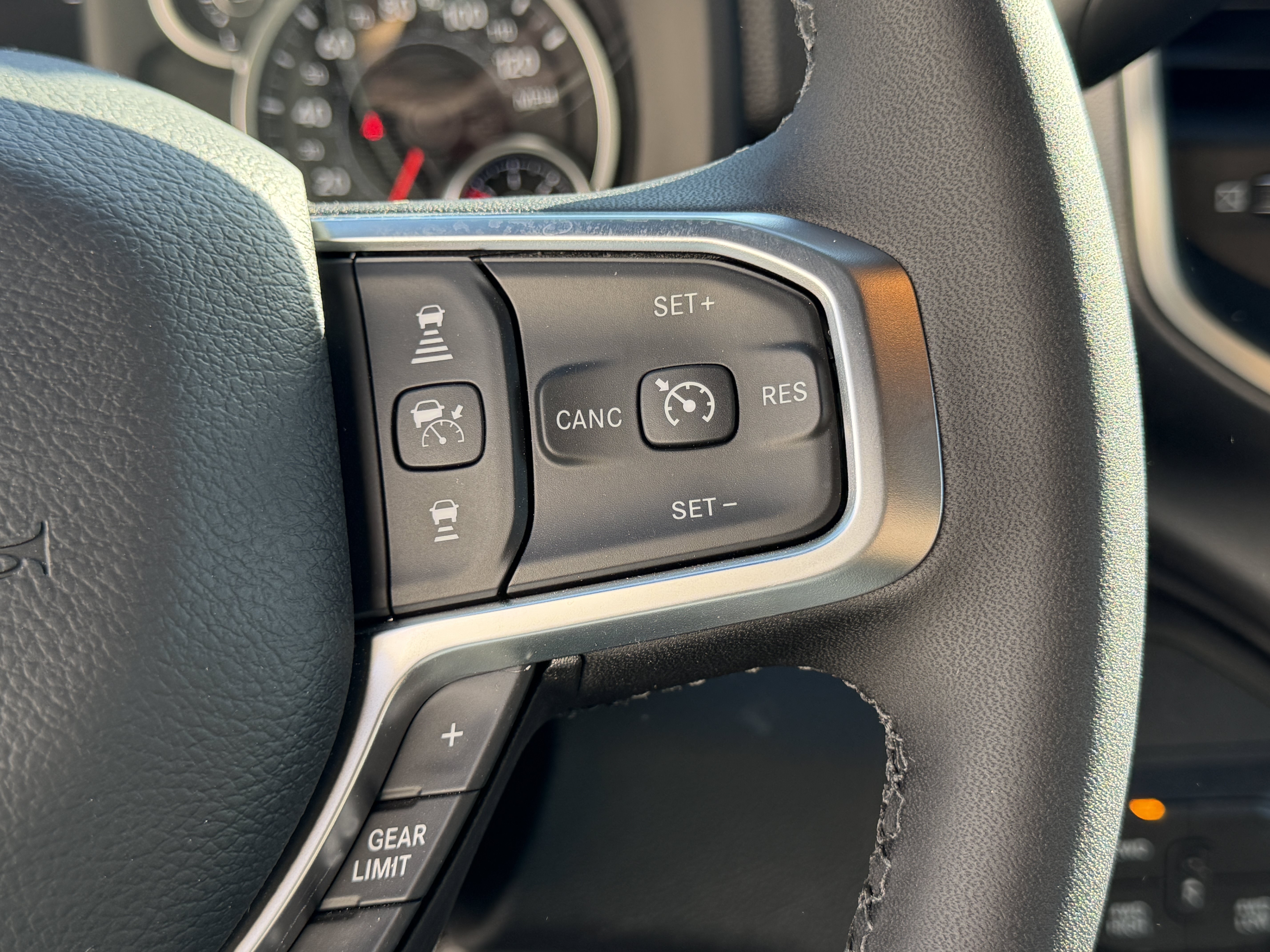 New 2026 RAM 2500 Big Horn AWD/4WD image 27