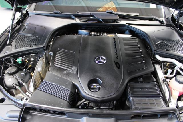 Used 2024 Mercedes-Benz S 580e 4MATIC Sedan image 18
