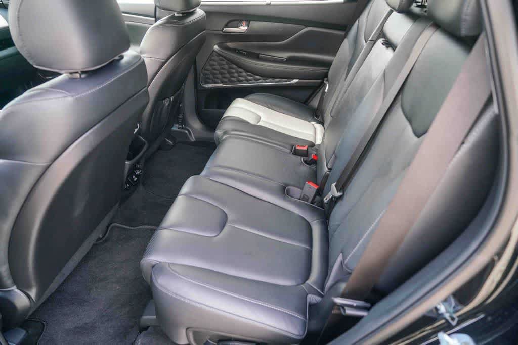 Used 2020 Hyundai Santa Fe Limited FWD image 17