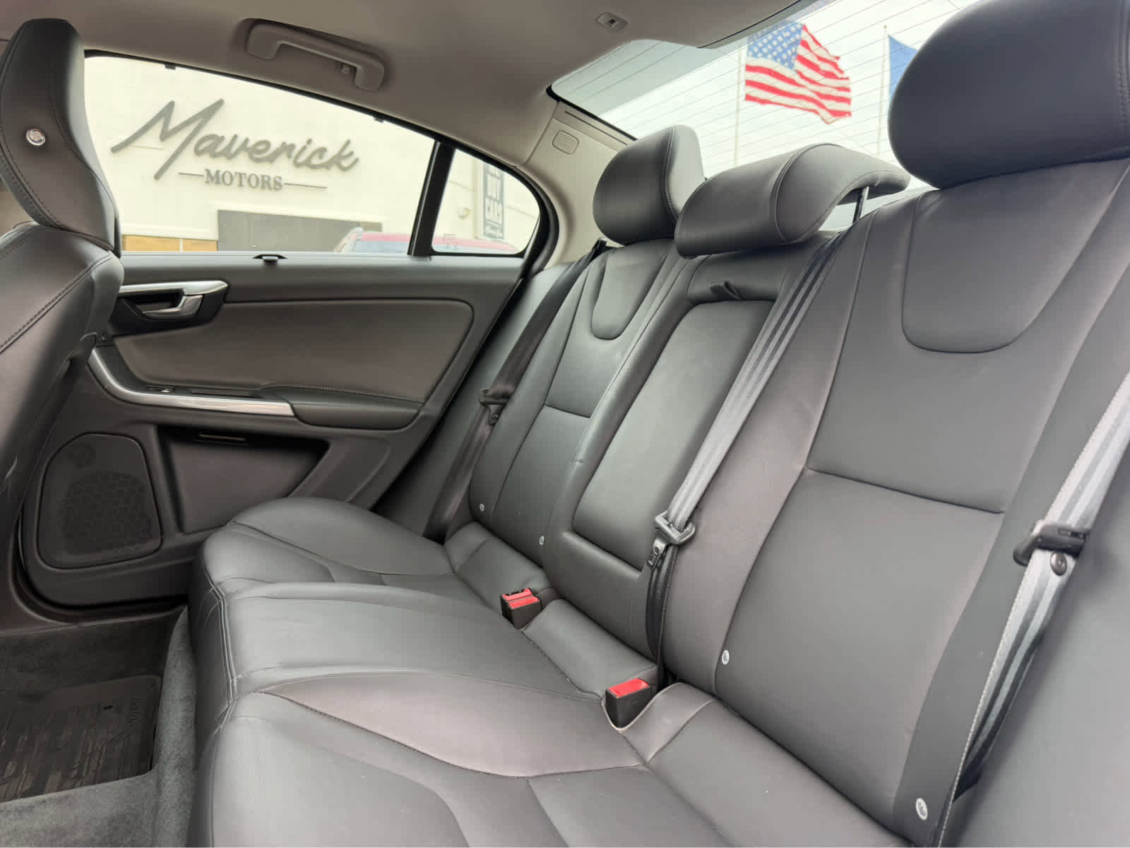 Used 2017 Volvo S60 T5 Inscription FWD image 7