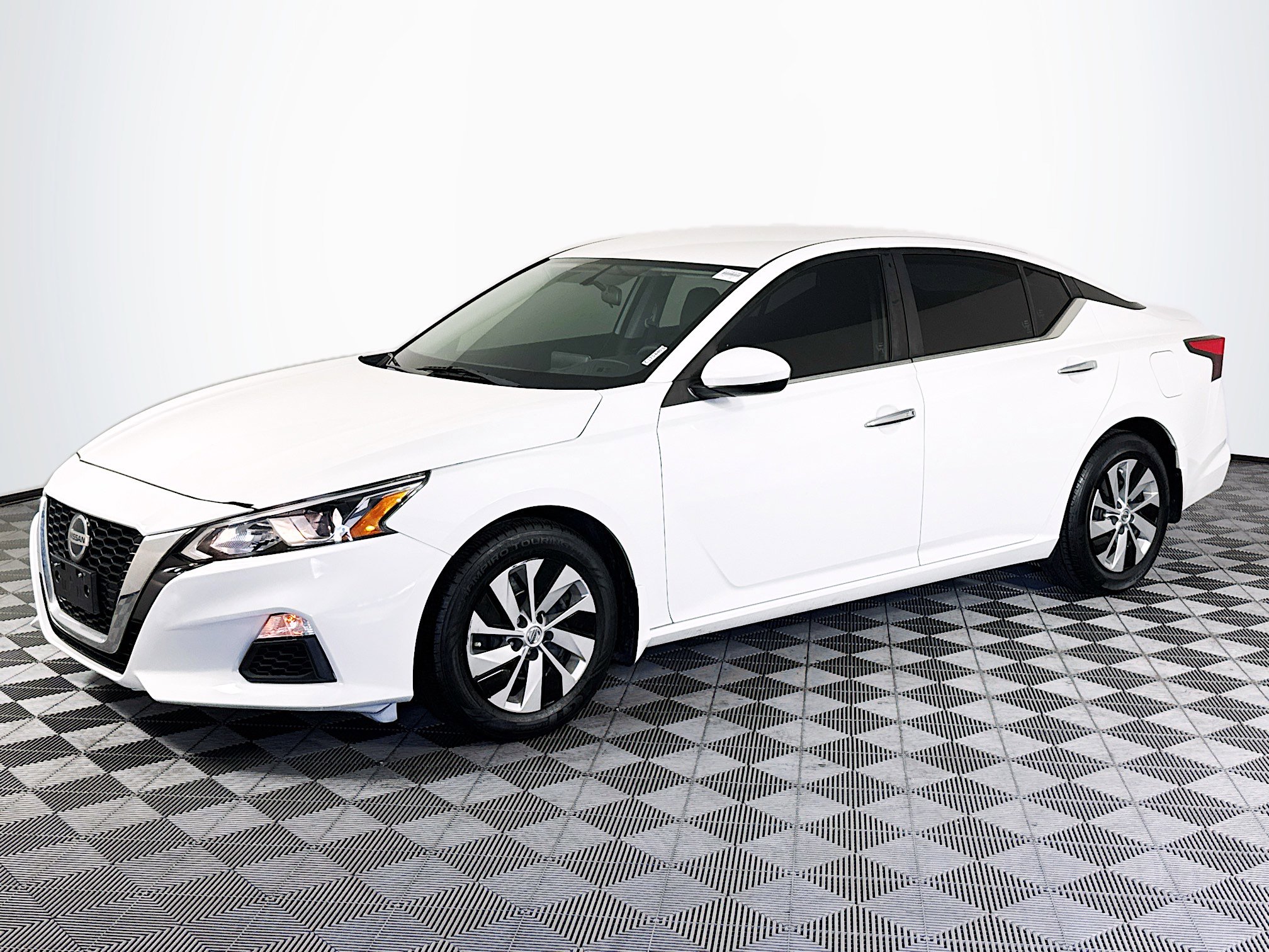 Used 2020 Nissan Altima 2.5 S image 4