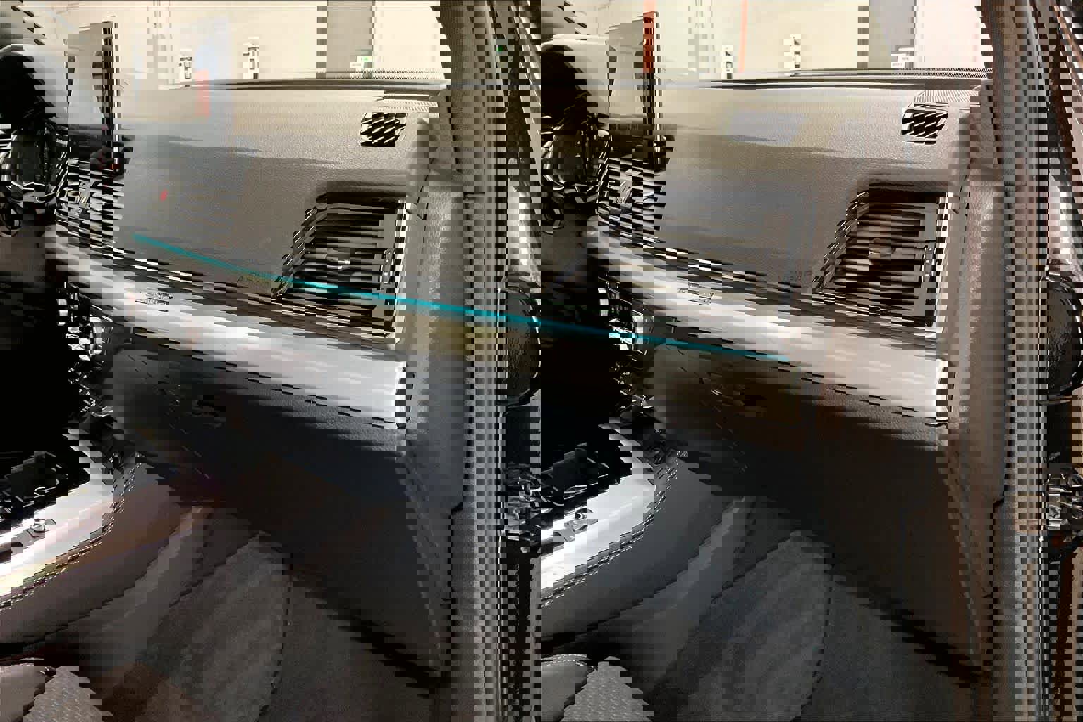 Used 2023 Audi Q5 e Prestige w/ Prestige Package image 17