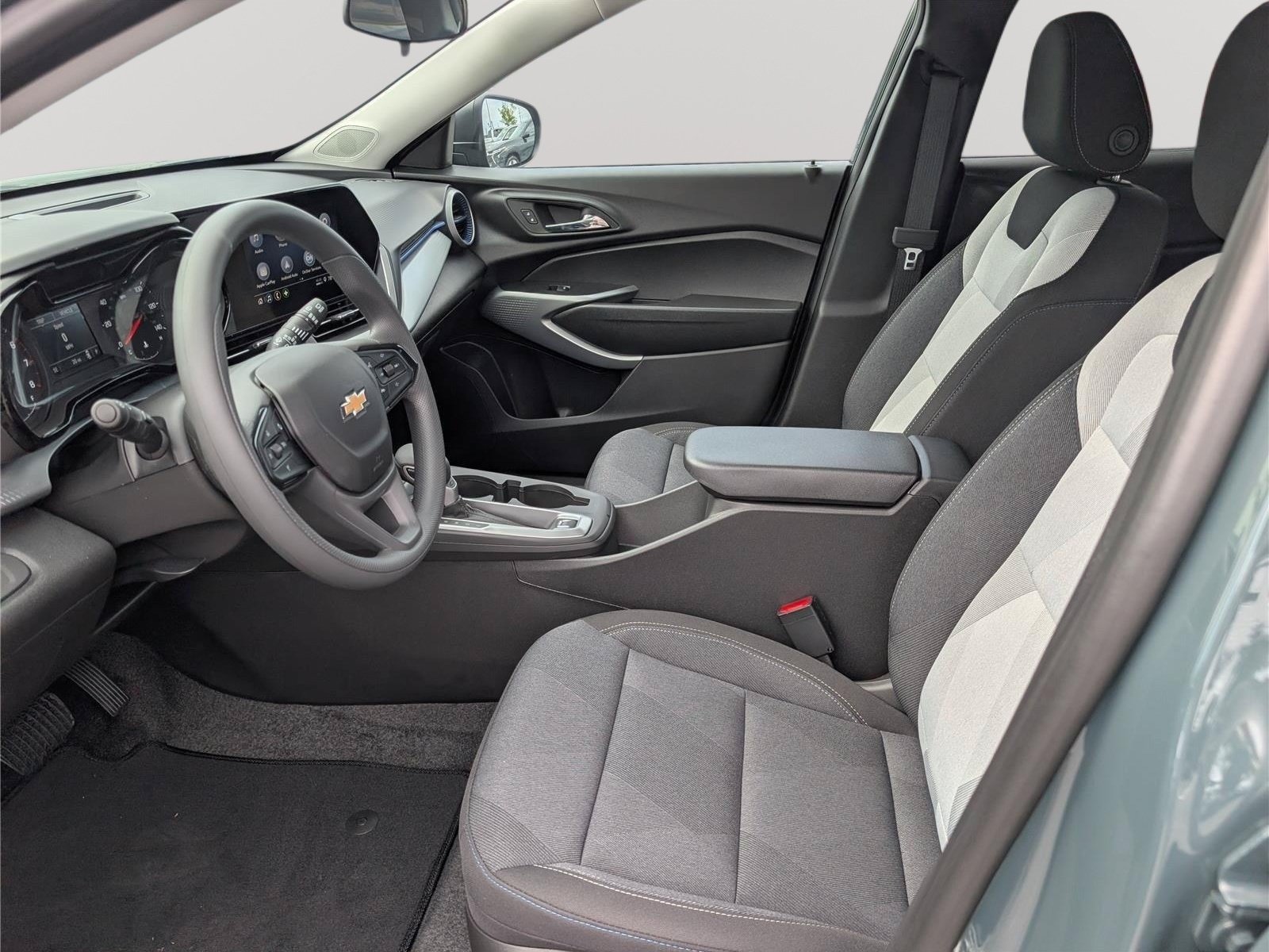 New 2026 Chevrolet Trax LS FWD image 10