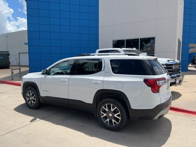 Used 2023 GMC Acadia SLT FWD image 8