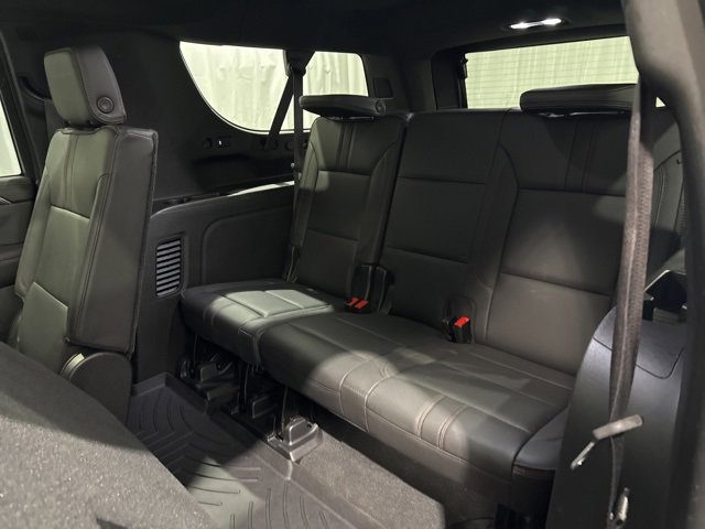 Used 2021 Chevrolet Suburban RST image 12