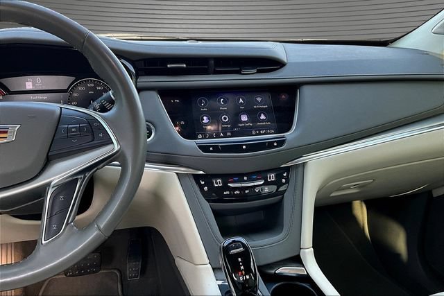 Used 2021 Cadillac XT5 Premium Luxury AWD/4WD image 9