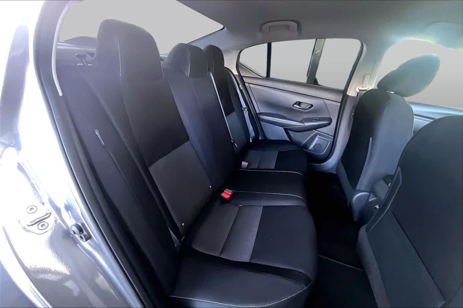 Certified 2024 Nissan Sentra SV FWD image 20