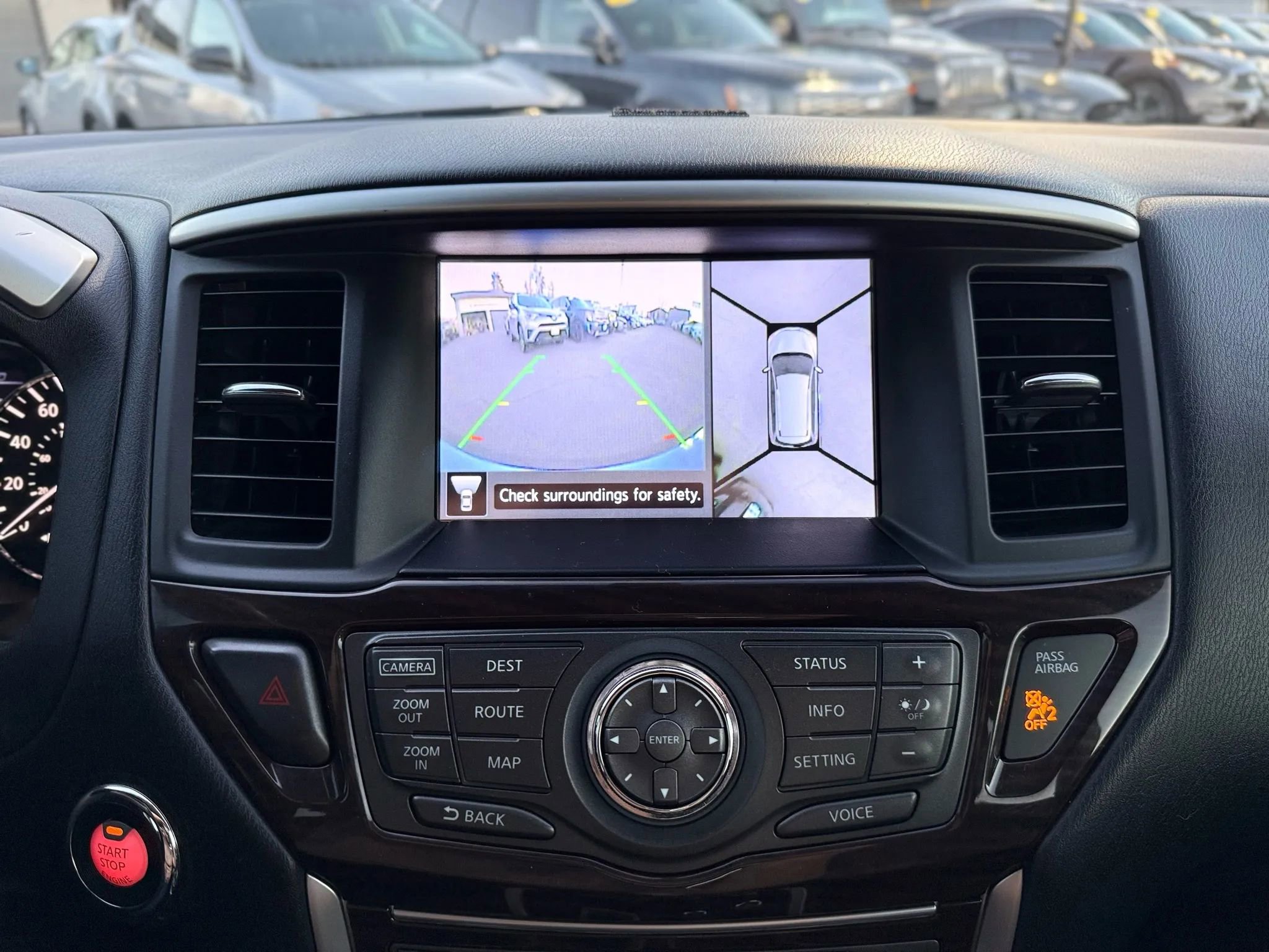 Used 2014 Nissan Pathfinder Platinum w/ Platinum Premium Package image 36