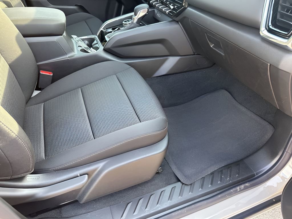 New 2026 GMC Canyon Elevation w/ Technology Package image 16