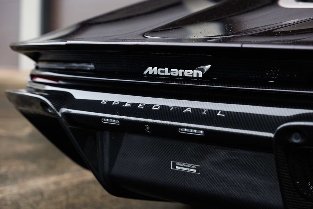 Used 2020 McLaren Speedtail RWD image 22