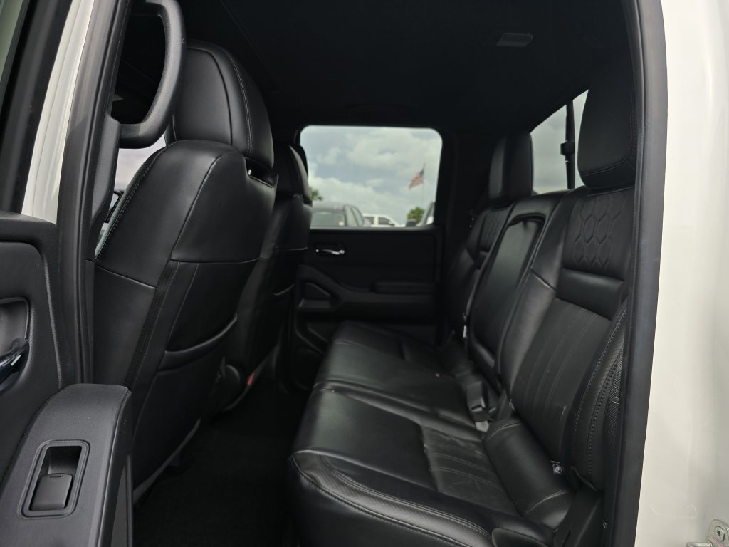 Used 2022 Nissan Frontier PRO-4X AWD/4WD image 15